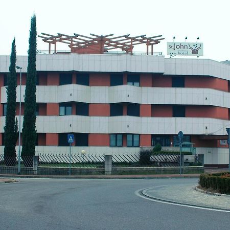 Hotel St John Desio Bagian luar foto