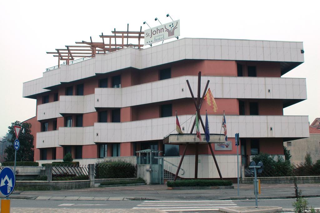 Hotel St John Desio Bagian luar foto